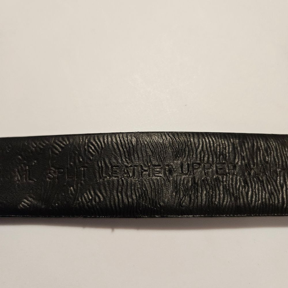 Chico's Black Leather Belt Sz S-XL 41" Adjustalbe - Picture 9 of 9